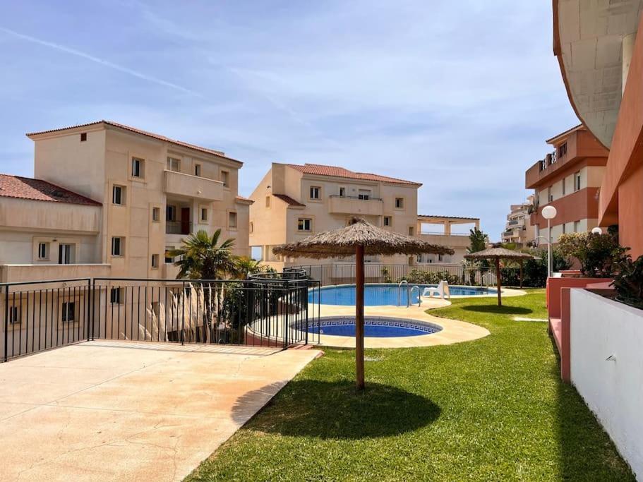 Benalmadena Costa Malaga Apartamento Muy Acogedor Con Vistas Al Mar Terraza Gigante Para Verano E Invierno Parking Экстерьер фото