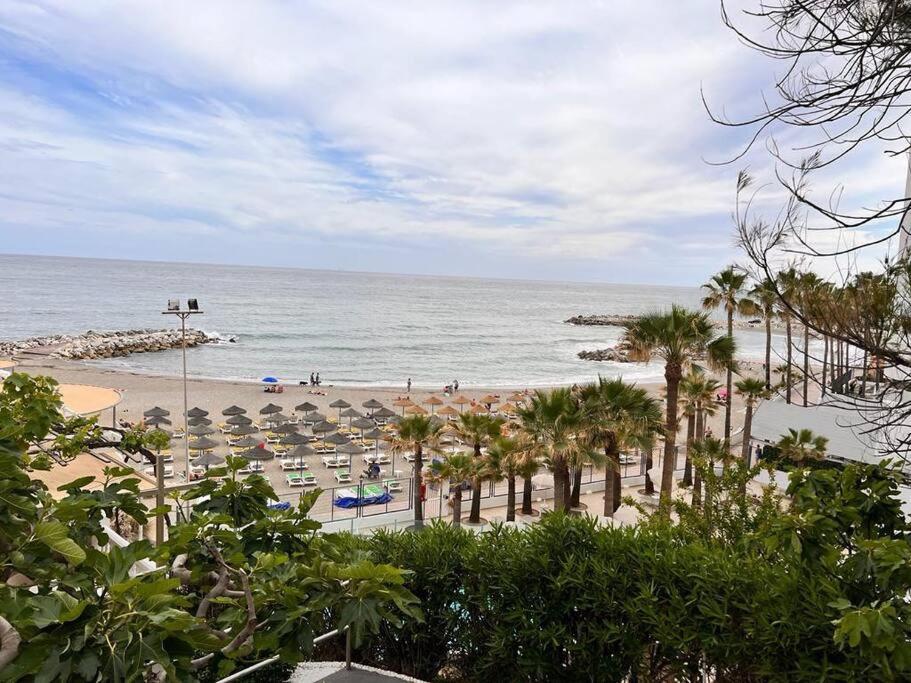Benalmadena Costa Malaga Apartamento Muy Acogedor Con Vistas Al Mar Terraza Gigante Para Verano E Invierno Parking Экстерьер фото